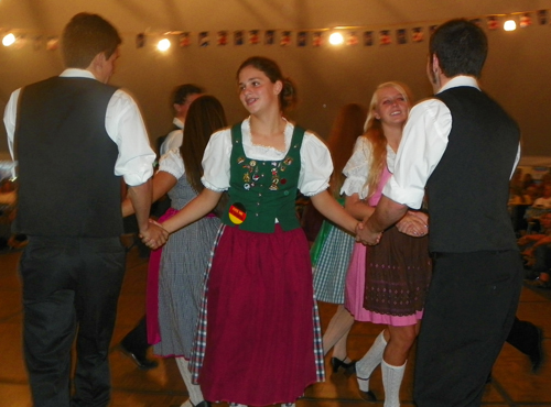 Donauschwben Youth Dance Group