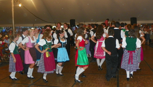 Donauschwben Youth Dance Group