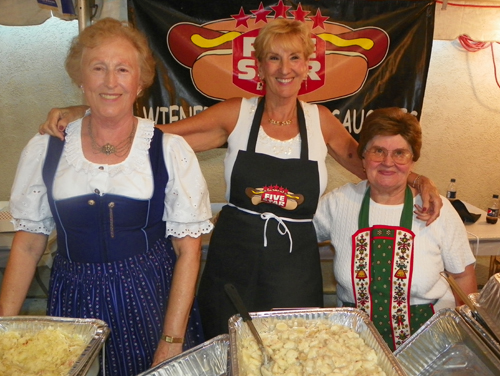 Elli Godri, Dottie Lynch and Katherina Gross