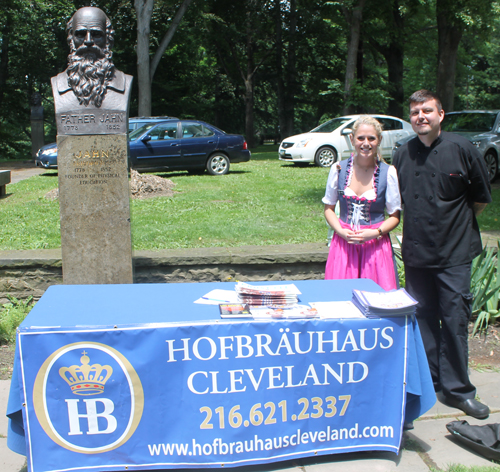 Andrea Mueller and the Chef  from the  Hofbruhaus