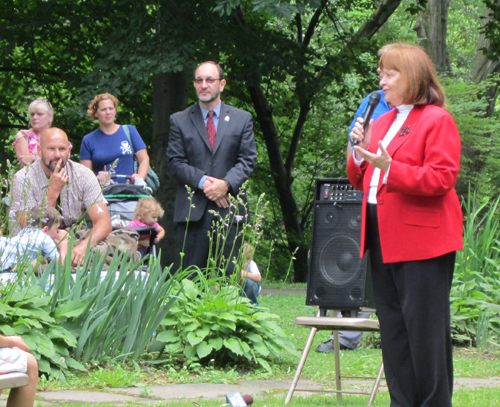 Sheila Murphy Crawford speaking