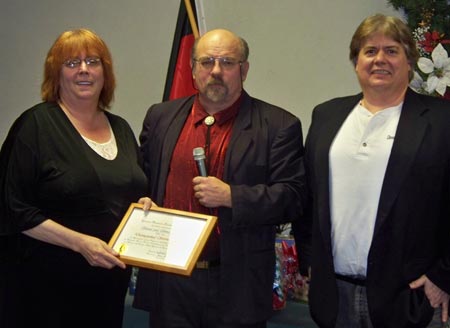 Debbie and Dan Hanson of ClevelandPeople.Com were awarded the Foreign Media Award by David Jakupca