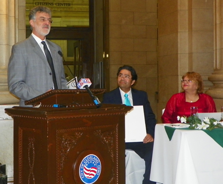 Cleveland Mayor Frank Jackson with Eduardo Romero and Lucy Torres