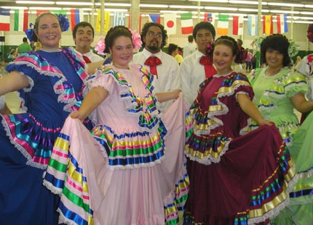 El Corazon de Mexico Ballet Folkorico at Oktoberfest