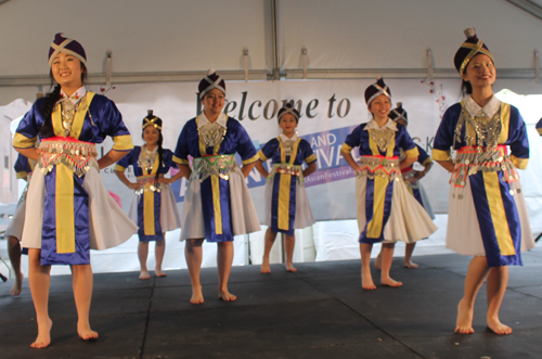 Paj Tawg Tshiab, Hmong Dance of Blooming Flowers, performed traditional Hmong dances in beautiful costumes at the 2016 Cleveland Asian Festival