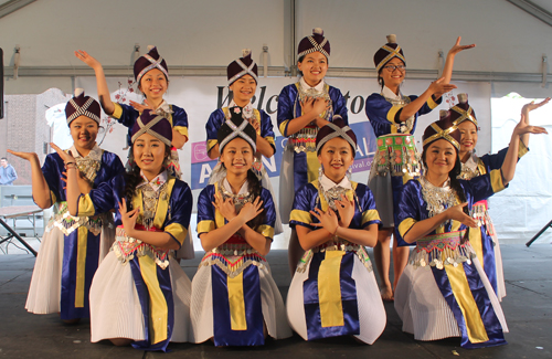 Paj Tawg Tshiab, Hmong Dance of Blooming Flowers, performed traditional Hmong dances in beautiful costumes at the 2016 Cleveland Asian Festival