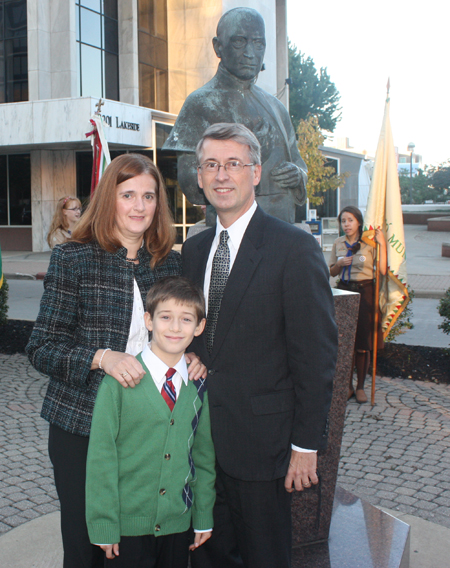 Lel and Mariana Somogyi with son Ferenc, a student at the Hungarian School of Cleveland