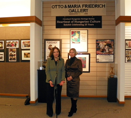 Interpreter Emese Purger with speaker Katalin Csobor