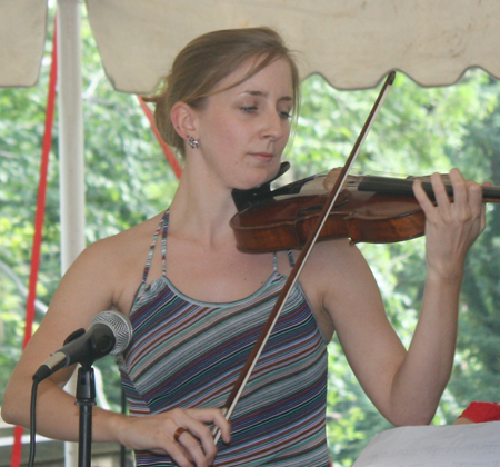 Chiara Fasani on violin