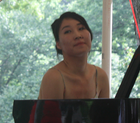 Pianist Weiwen Ma from Shanghai China 