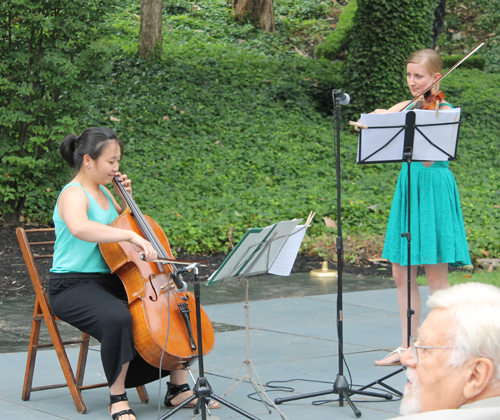 Andris Koh on cello and Chiara Fasani on Violiin