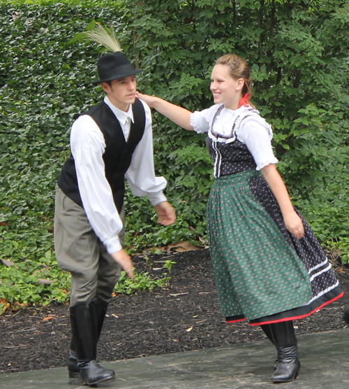 Cleveland Hungarian Scouts Folk Ensemble