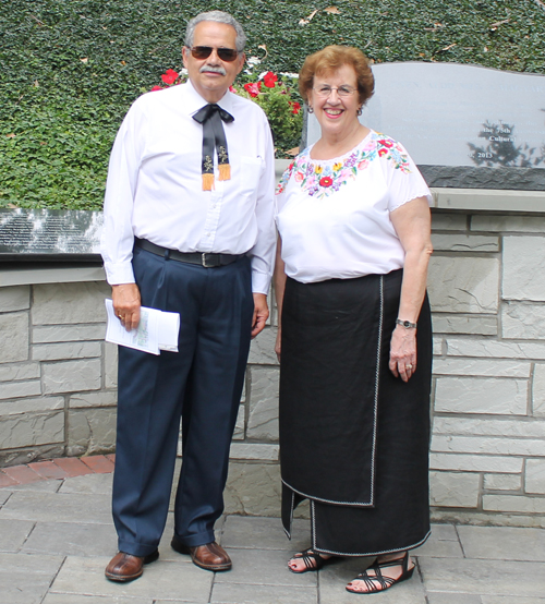 Istvan Hargitai and Carolyn Balogh