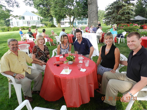 Hungarian Garden recpetion people