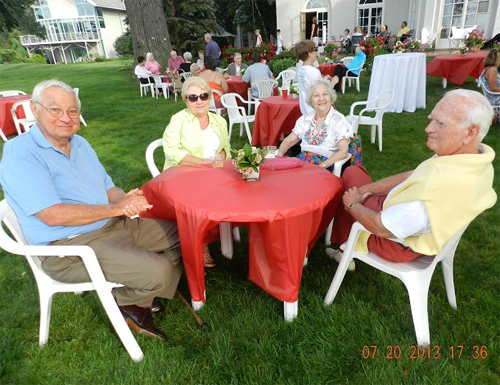 Hungarian Garden reception people