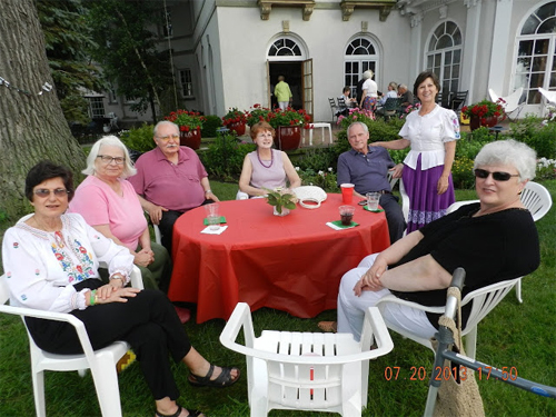 Hungarian Garden reception people