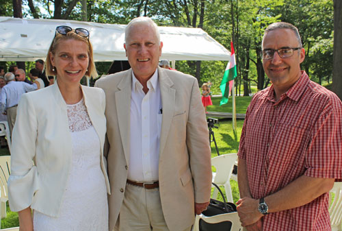 Consul General Zita Bencsik, CSU Dean and Endre Szentkiralyi