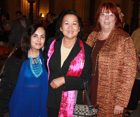 Sujata Burgess, Giahoa Ryan and Debbie Hanson