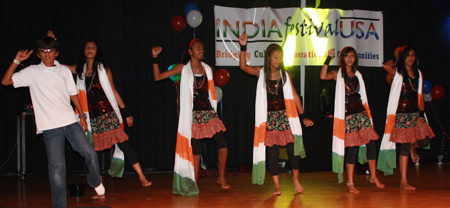 Dancers at Cleveland Indian Festival