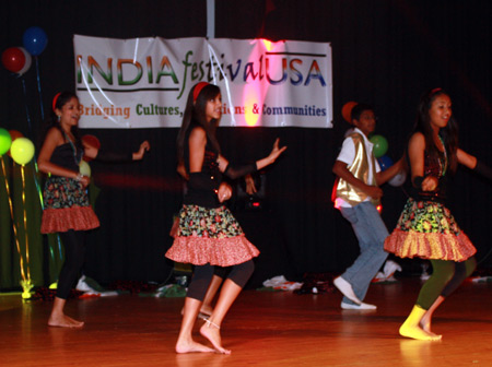 Dancers at Cleveland Indian Festival