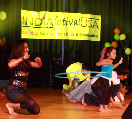 Dancers at Cleveland Indian Festival