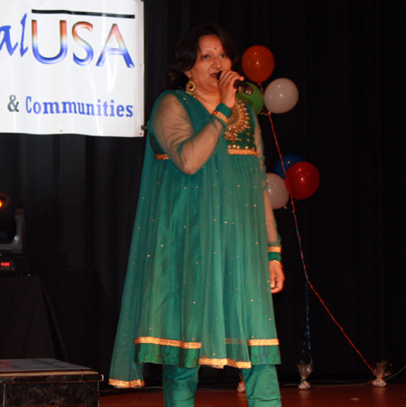 Pianist at India Fest