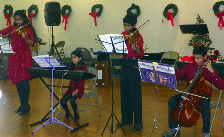 Natasha Pillai, Meghna Bettaiah, Aniketh Udipi and Vishal Sundaram play holiday music