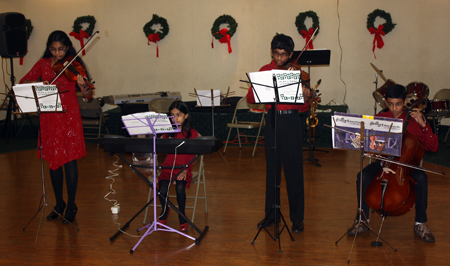 Natasha Pillai, Meghna Bettaiah, Aniketh Udipi and Vishal Sundaram perform