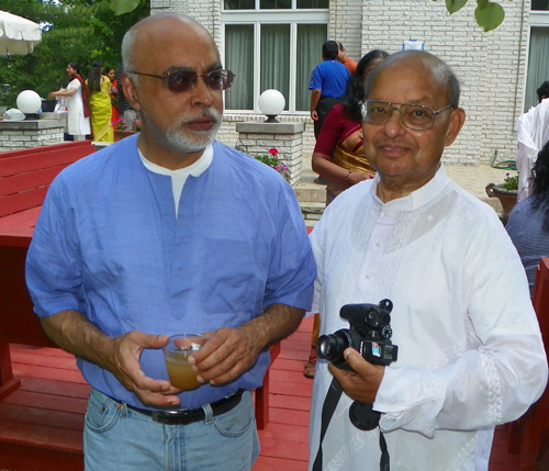 with host Sen Pakrashi