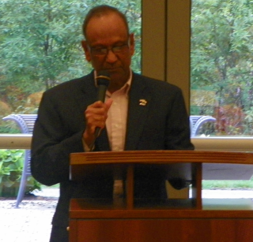 Chittaranjan Jain, at podium