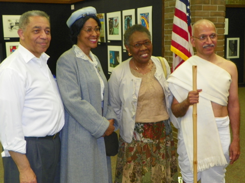 Mahatma Gandhi, Martin Luther King and Rosa Parks with attendee