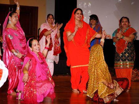 dancers from Punjab performed Giddha