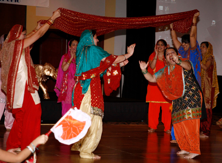 dancers from Punjab performed Giddha