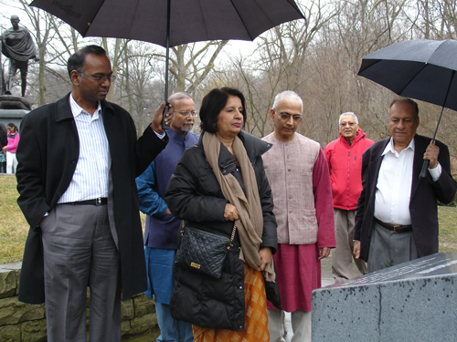 Indian Garden delegate Raj Pillai shows the Indian Cultural Garden to Ambassador Rao