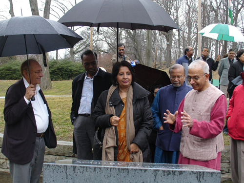 Indian Garden delegate Raj Pillai shows the Indian Cultural Garden to Ambassador Rao