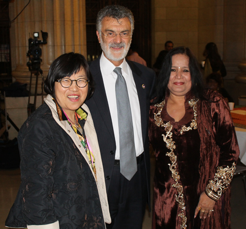 Margaret Wong, Mayor Jackson and Manju Jetley