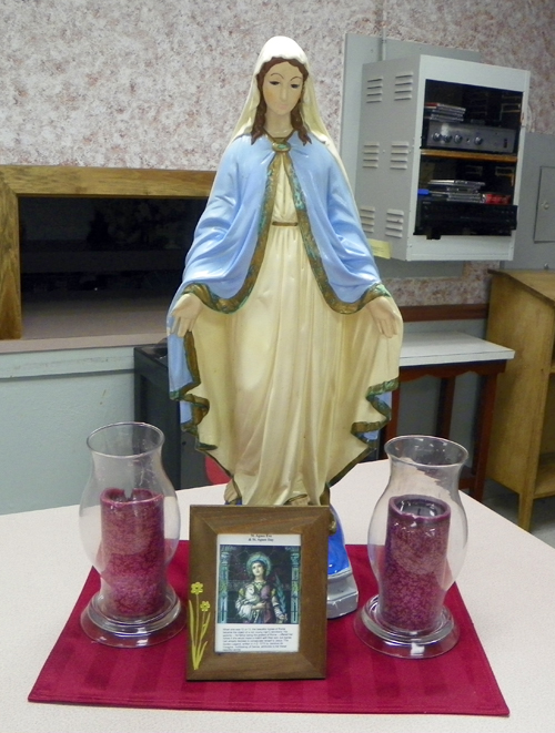 Statue of Blessed Virgin Mary - before flowers