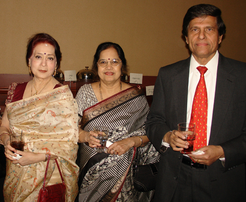 People at India Republic Day in Cleveland 2013