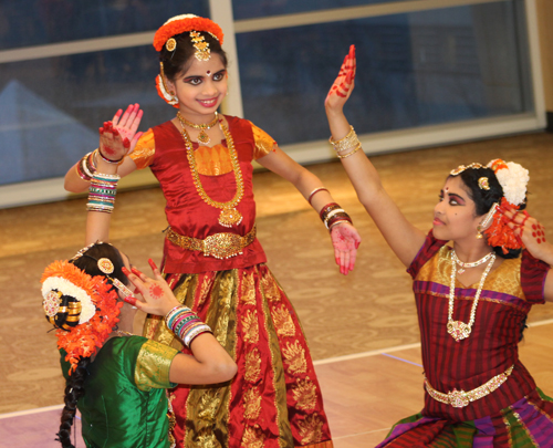 Kalyani Veturi students Kuchipudi dance