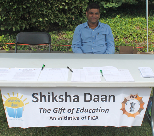 Shiksha Daan table