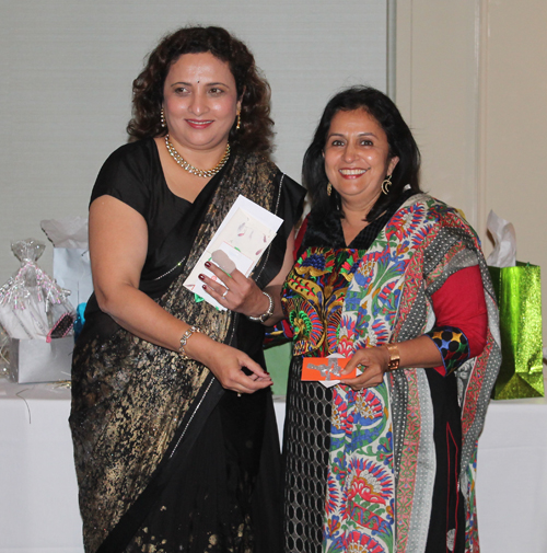 Swati Sathe and lucky raffle winner