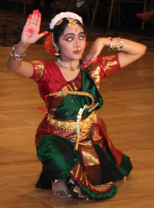 Kuchipudi dancers Srinija Adibhatla and Archana Poota