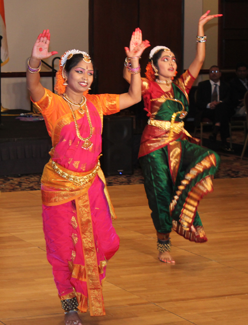 Kuchipudi dancers Srinija Adibhatla and Archana Poota