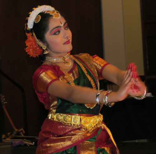 Kuchipudi dancers Srinija Adibhatla and Archana Poota