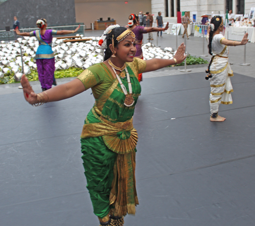 Nritya Gitanjali Indian dancers at Cleveland Museum of Art