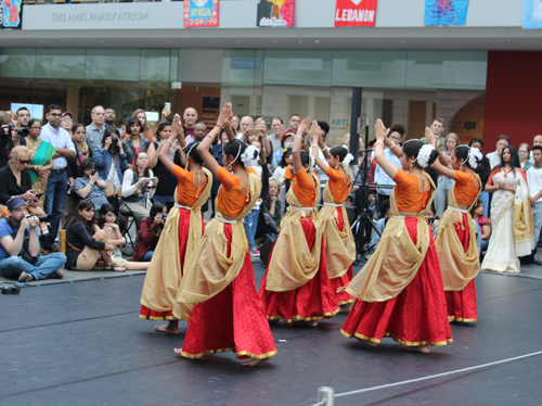 Asian Indian dancers at Cleveland Museum of Art