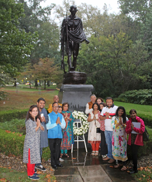 FICA Executive Committee led by Chair Sudarshan Sathe placed a wreath at the statue of Gandhi