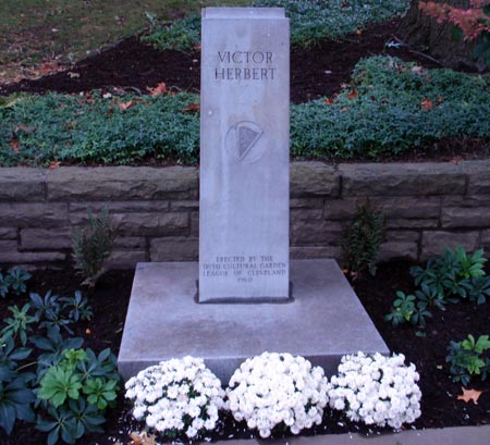 Victor Herbert Memorial - Cleveland Irish Cultural Garden photos by Dan Hanson