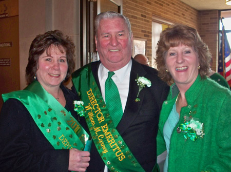 Bill Carney with daughters Linda and Sue