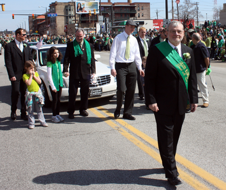 Grand Marshall Gerry Quinn and members of his family lined up to begin the Parade